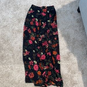 Maxi floral skirt